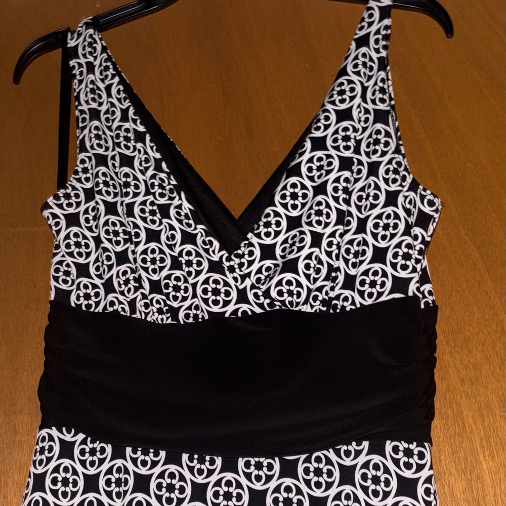 White House Black Market Black and White Midi Dress